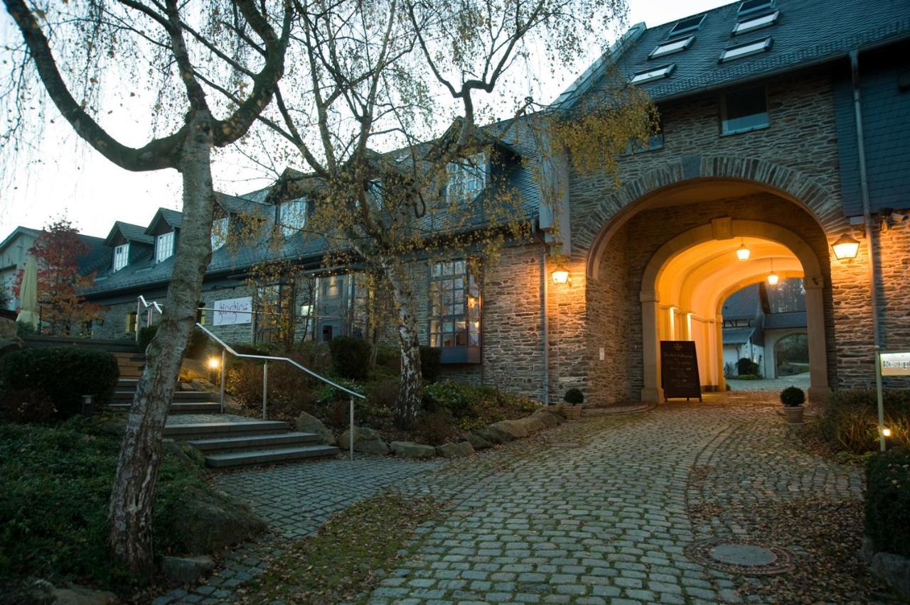 Hofgut Georgenthal Hotel Hohenstein Exterior photo